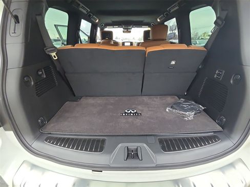 Used 2021 INFINITI QX80 Sensory w/ Cargo Package image 30