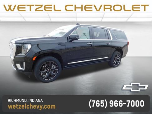 Used 2023 GMC Yukon XL Denali w/ Denali Reserve Package AWD/4WD image 7