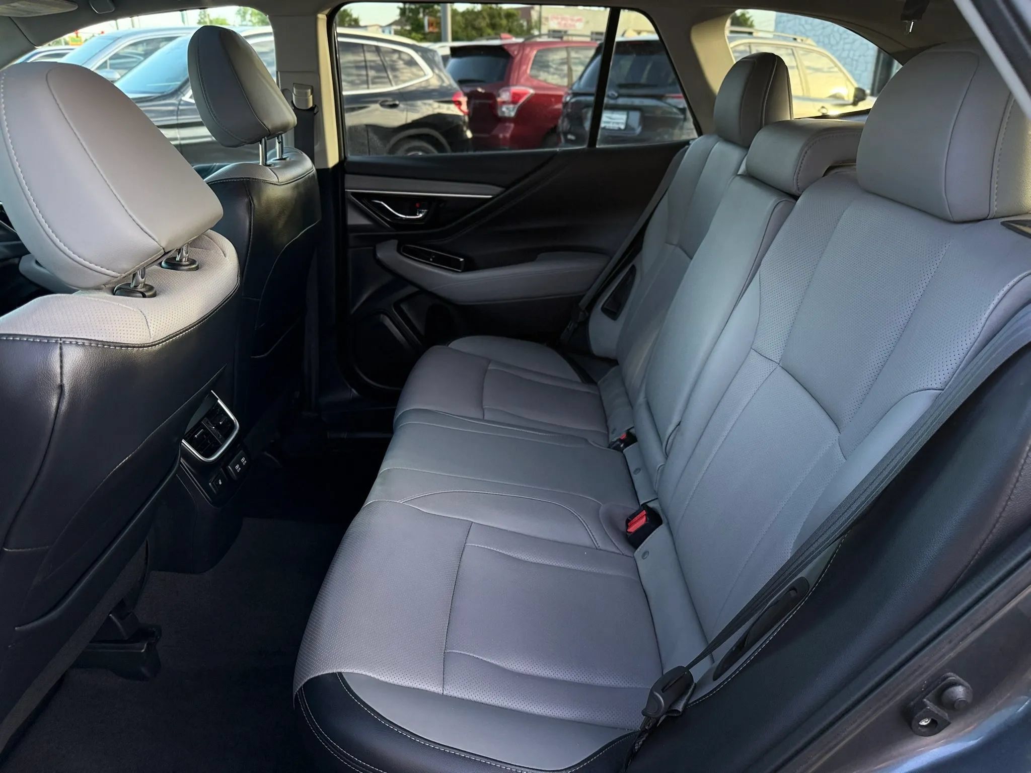 Used 2021 Subaru Outback Limited AWD/4WD image 16