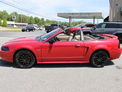 Used 2000 Ford Mustang GT RWD image 2