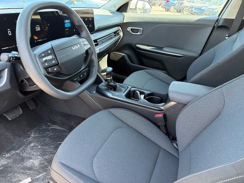 New 2026 Kia K4 FWD image 18