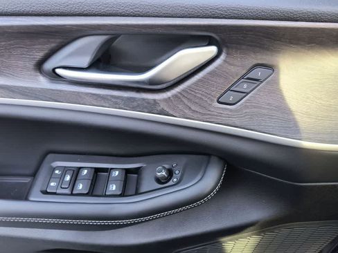 New 2025 Jeep Grand Cherokee L Limited w/ Trailer Tow Package image 13