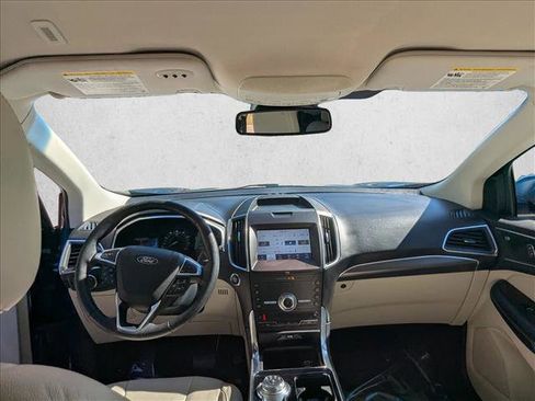 Used 2020 Ford Edge Titanium image 13