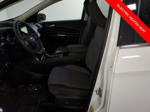 Used 2019 Ford Escape SE image 9