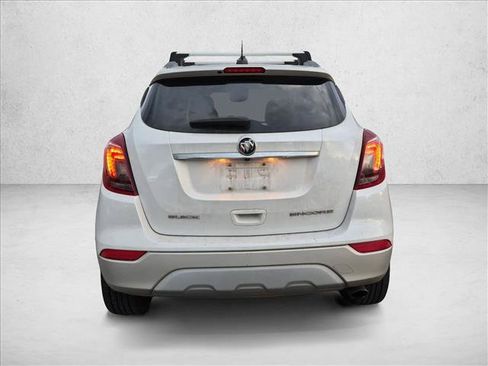 Used 2017 Buick Encore Essence FWD image 6