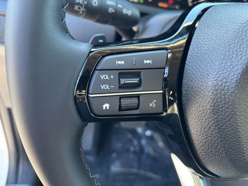 New 2025 Honda Pilot EX-L image 24