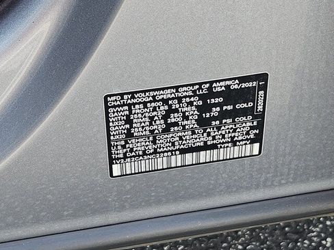 Certified 2022 Volkswagen Atlas Cross Sport SE FWD image 26