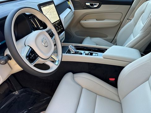 New 2026 Volvo XC60 B5 Ultra w/ Climate Package AWD/4WD image 7