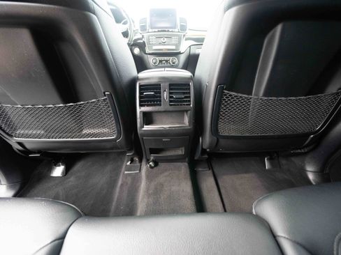 Used 2018 Mercedes-Benz GLE 350 4MATIC image 22