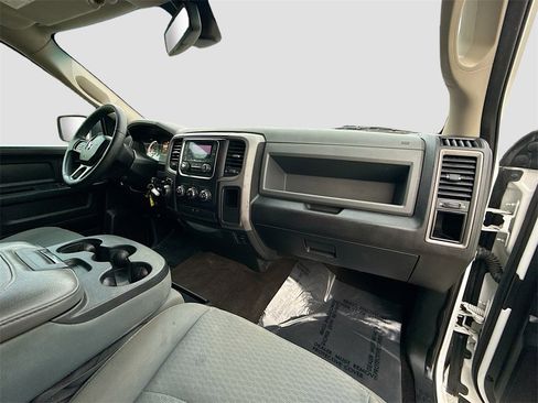 Used 2018 RAM 1500 Express image 26