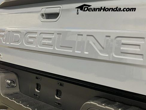 New 2026 Honda Ridgeline Black Edition image 6