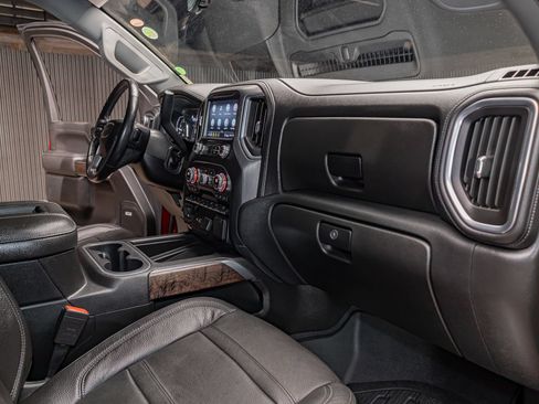 Used 2020 GMC Sierra 2500 Denali w/ Technology Package AWD/4WD image 19