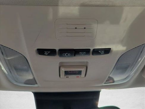 Used 2020 Toyota Corolla LE image 20