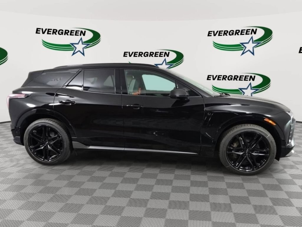 New 2026 Chevrolet Blazer EV SS w/ LPO, Blackout Package AWD/4WD image 6