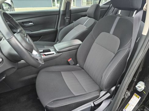 Used 2023 Nissan Sentra SV w/ All-Weather Package FWD image 19