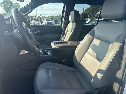 Used 2021 Chevrolet Suburban Z71 AWD/4WD image 6
