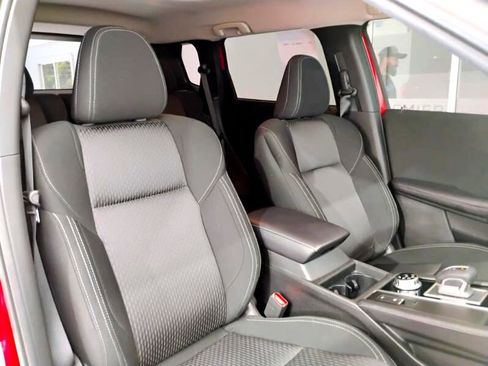 Used 2024 Mitsubishi Outlander ES image 52