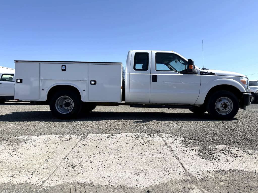 Used 2016 Ford F350 XL w/ Power Equipment Group RWD image 5