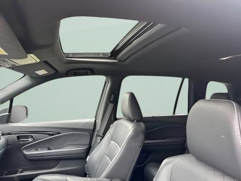 Used 2021 Honda Passport Touring image 17