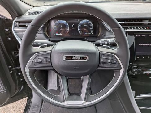 New 2026 Jeep Grand Cherokee L 4WD image 14