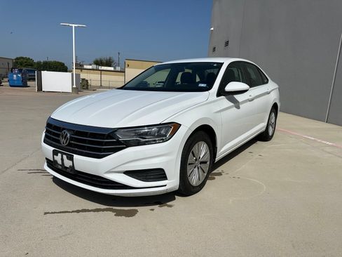Used 2020 Volkswagen Jetta S w/ Driver Assistance Package FWD image 4