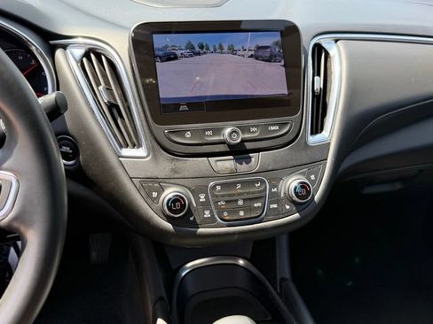 Used 2024 Chevrolet Malibu LT FWD image 21