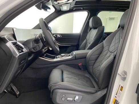 New 2026 BMW X5 xDrive50e w/ M Sport Package image 4