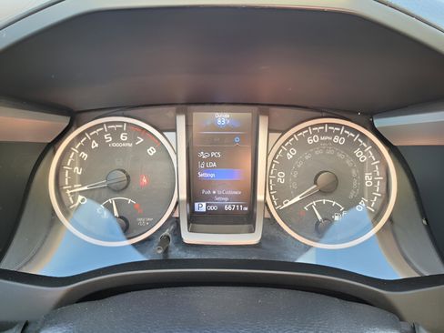 Certified 2021 Toyota Tacoma SR5 image 20