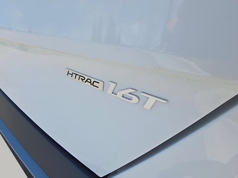 Used 2024 Hyundai Kona Limited AWD/4WD image 30