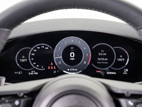 Used 2025 Porsche Panamera 4 image 16