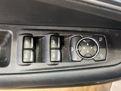 Used 2024 Ford Edge SEL w/ Convenience Package image 10