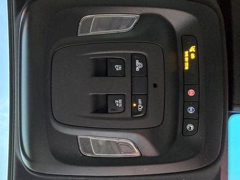 Used 2020 Cadillac CT4 Luxury w/ Sun And Sound Package image 22