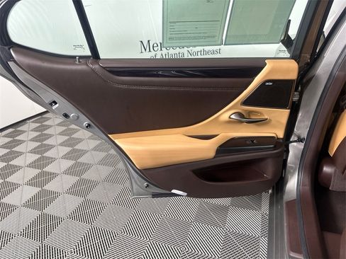 Used 2020 Lexus ES 300h w/ Premium Package image 22