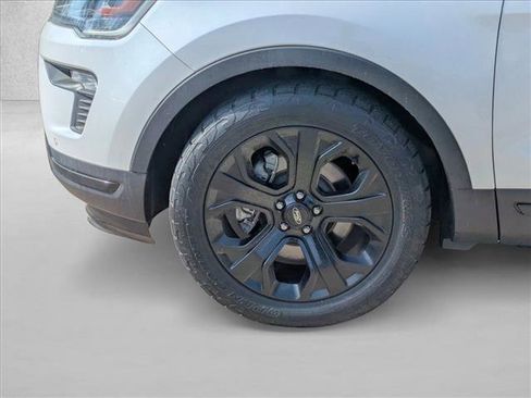 Used 2019 Ford Explorer Sport w/ Equipment Group 401A image 25