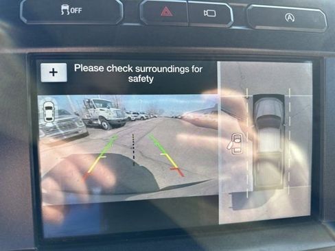 Used 2018 Ford F150 Platinum w/ Equipment Group 701A Luxury image 25