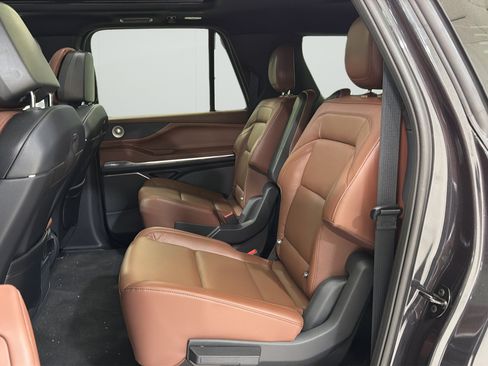 New 2026 Lincoln Navigator L Reserve AWD/4WD image 20