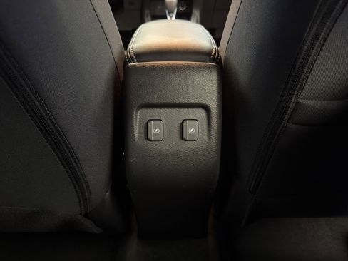 Used 2022 Nissan Kicks SV FWD image 25