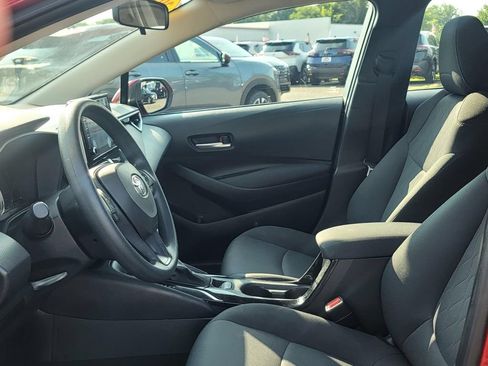 Used 2021 Toyota Corolla LE FWD image 14