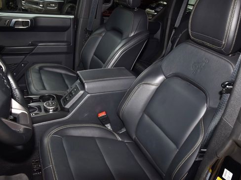 Certified 2025 Ford Bronco Badlands AWD/4WD image 38