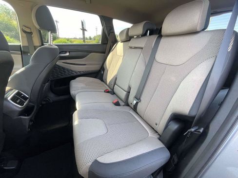 Used 2019 Hyundai Santa Fe SEL FWD image 12