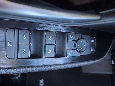 New 2026 Nissan Kicks SV w/ Charging Package image 26