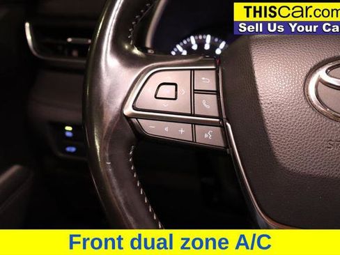 Used 2021 Toyota Highlander XSE image 13