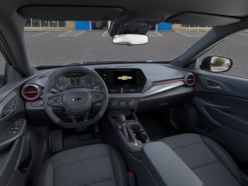 New 2026 Chevrolet Trax RS w/ Driver Confidence Package FWD image 15