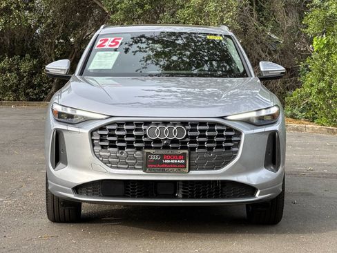 Used 2025 Audi Q5 Premium w/ Premium Plus AWD/4WD image 12