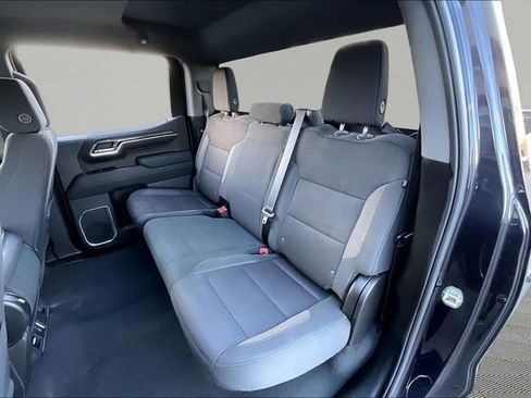 Used 2022 Chevrolet Silverado 1500 LT image 16