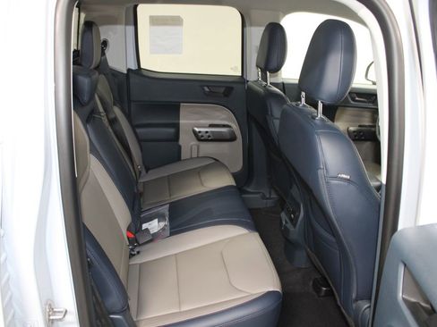 New 2026 Ford Maverick Lariat w/ 4K Tow Package image 30