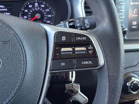 Used 2019 Kia Sorento FWD image 30