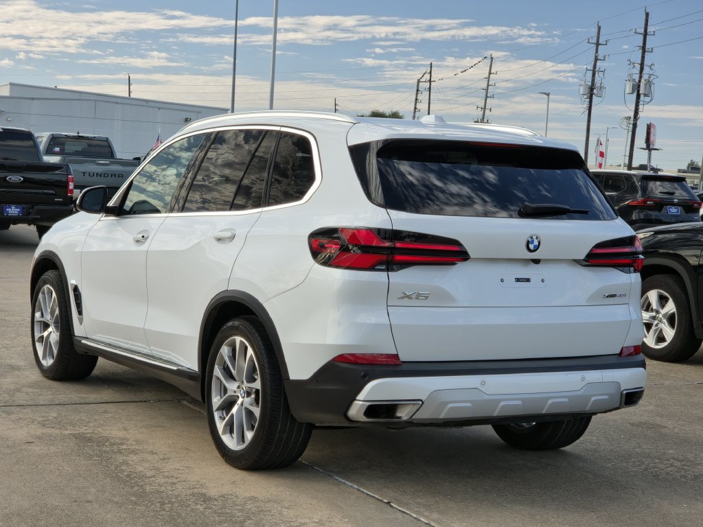 Used 2025 BMW X5 xDrive40i AWD/4WD image 7
