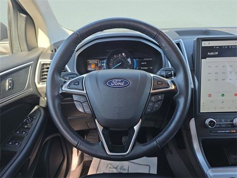 Used 2024 Ford Edge SEL image 12