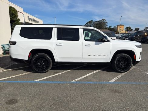 New 2026 Jeep Grand Wagoneer L Limited image 30